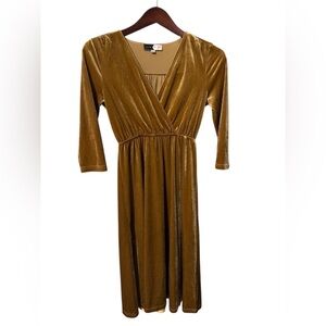 Piper and Scoot, size xs midi length, 3/4 sleeves, Used once